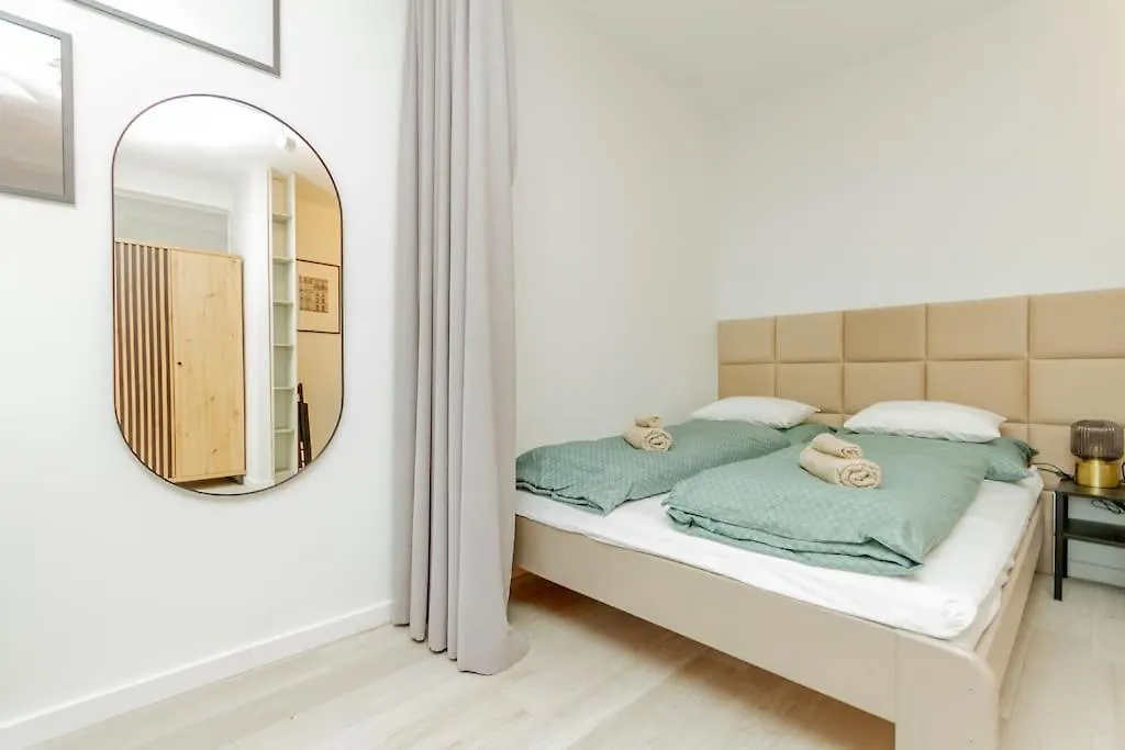 B20 Keleti Sunrise Panoramic Apartment Budapesta