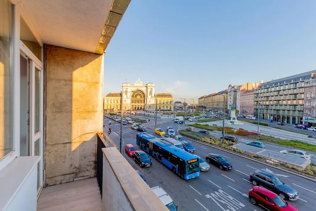 B20 Keleti Sunrise Panoramic Lejlighed Budapest